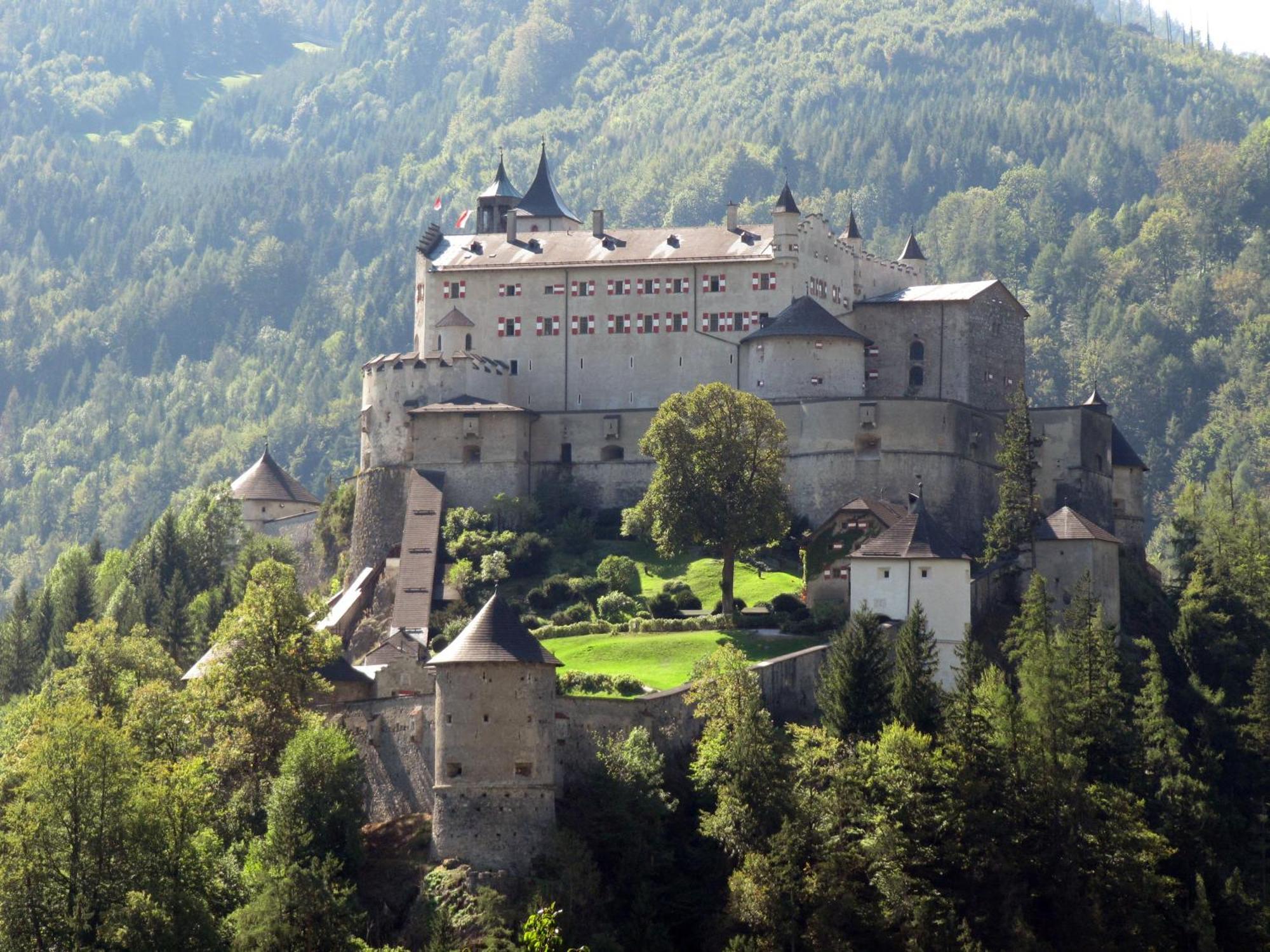Der Burgblick-Adults Only Hotel Верфен Екстериор снимка